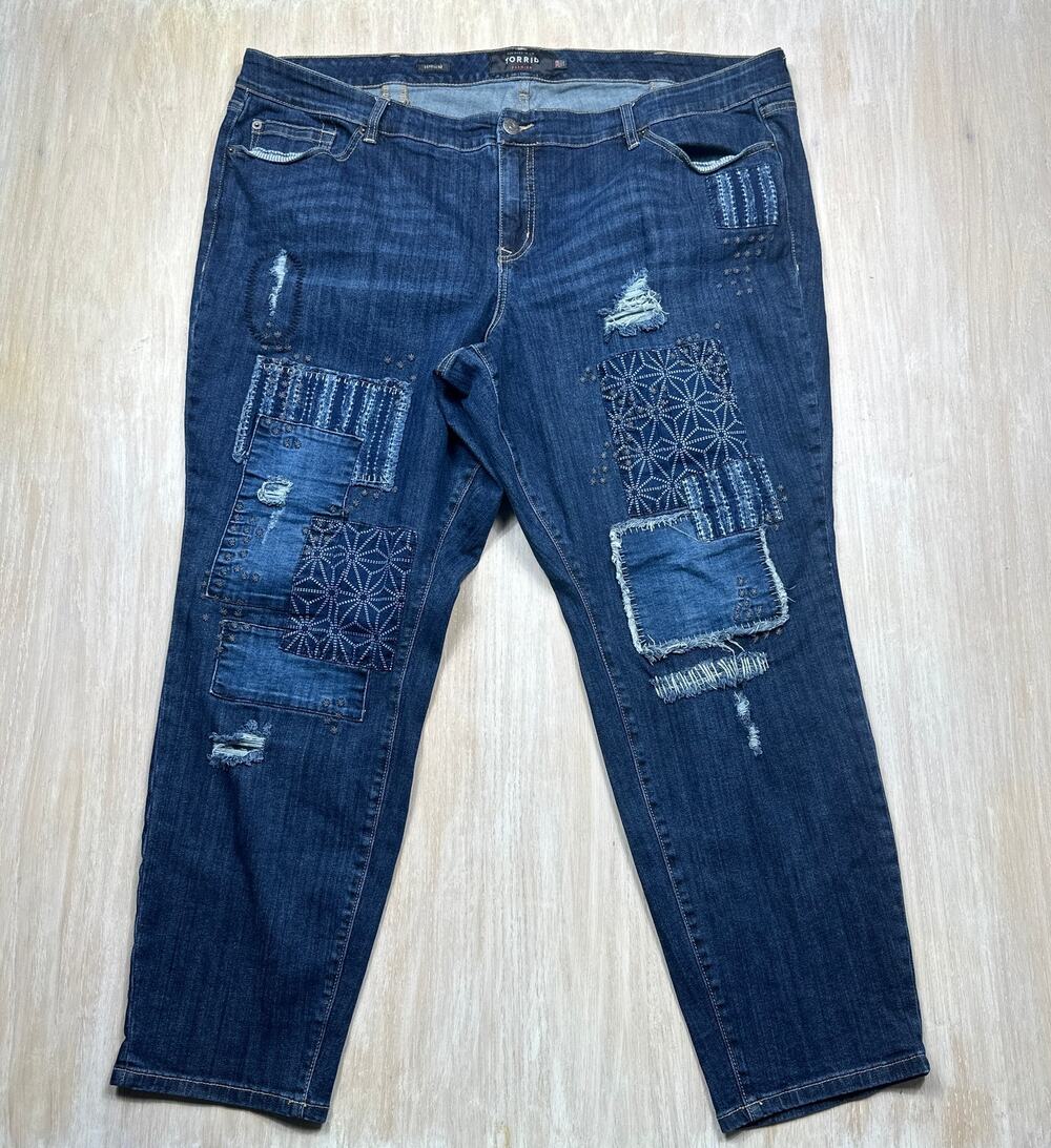 Torrid Premium Boyfriend Patchwork Sashiko Boro Boho Casual Distressed Jeans 26R
